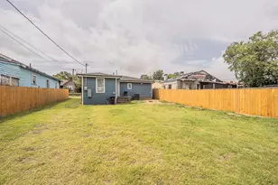 917 E Jessamine St, Fort Worth, TX 76104 - Photo 38