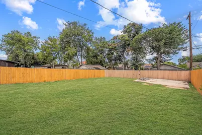 917 E Jessamine Street, Fort Worth, TX 76104 - Photo 34