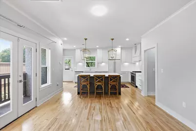 1136 Woodlawn Avenue, Dallas, TX 75208 - Photo 8