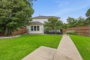 1136 Woodlawn Ave, Dallas, TX 75208 - Photo 36