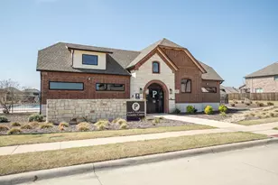 2761 Lisa Maria St, Burleson, TX 76028 - Photo 30