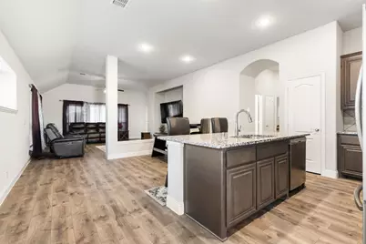2761 Lisa Maria Street, Burleson, TX 76028 - Photo 4