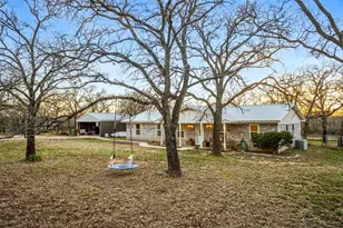 241 Co Rd 3689, Paradise, TX 76073 - Photo 4