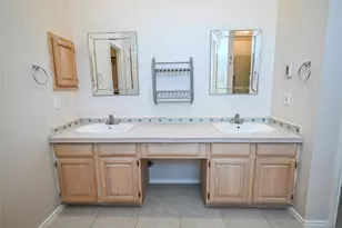 2100 Newport Dr, Flower Mound, TX 75028 - Photo 24