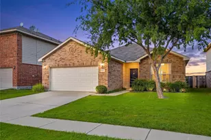 115 Franklin Ct, Venus, TX 76084 - Photo 1