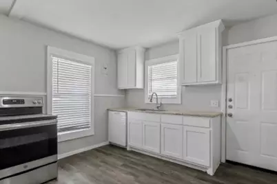 122 Ramsey Avenue, Cleburne, TX 76031 - Photo 8