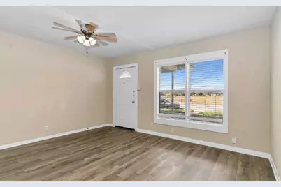 122 Ramsey Avenue, Cleburne, TX 76031 - Photo 22