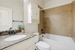 4646G Rhett Ln, Carrollton, TX 75010 - Photo 12