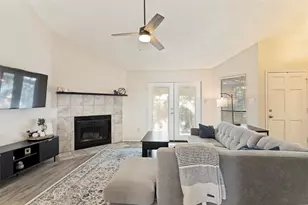 10116 Leatherwood Dr, Fort Worth, TX 76108 - Photo 2
