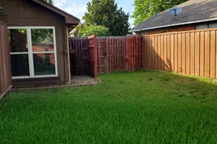 1704 Quail Run Dr, Garland, TX 75040 - Photo 12