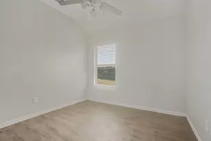 14201 Bridgeview Ln, Dallas, TX 75253 - Photo 26