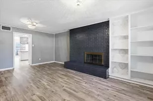 981 Chateau Valee Cir, Bedford, TX 76022 - Photo 8
