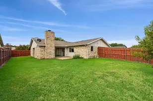 10239 Green Ash Rd, Dallas, TX 75243 - Photo 34