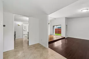 10239 Green Ash Rd, Dallas, TX 75243 - Photo 2
