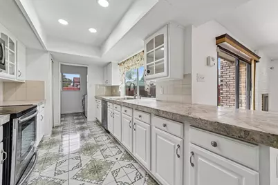 10239 Green Ash Road, Dallas, TX 75243 - Photo 20