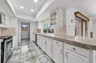 10239 Green Ash Rd, Dallas, TX 75243 - Photo 20