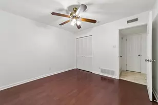 10239 Green Ash Rd, Dallas, TX 75243 - Photo 26