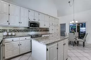 8118 Torrey Pines Ln, Garland, TX 75044 - Photo 16