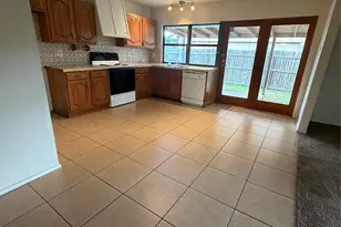 2821 Teakwood Dr, Garland, TX 75044 - Photo 8