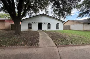 2821 Teakwood Dr, Garland, TX 75044 - Photo 1