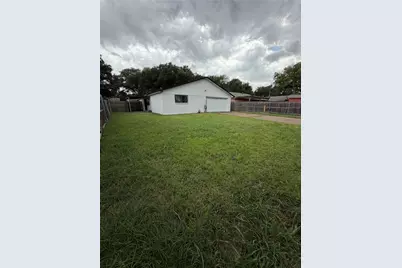 2821 Teakwood Drive, Garland, TX 75044 - Photo 4