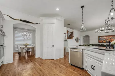137 Silver Saddle Circle, Weatherford, TX 76087 - Photo 4
