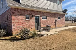 4275 Old Thomas Rd, Aubrey, TX 76227 - Photo 1