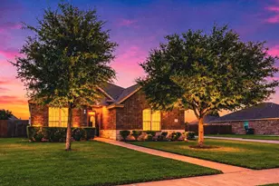 610 Milas Ln, Glenn Heights, TX 75154 - Photo 1