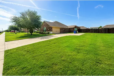 610 Milas Lane, Glenn Heights, TX 75154 - Photo 34