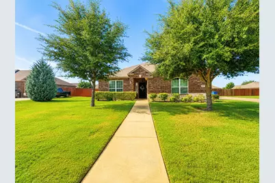 610 Milas Lane, Glenn Heights, TX 75154 - Photo 2