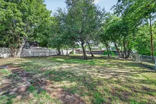 301 E Fuller Dr, Euless, TX 76039 - Photo 24