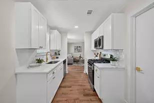 301 E Fuller Dr, Euless, TX 76039 - Photo 8