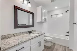 1007 SW 2nd Ave, Mineral Wells, TX 76067 - Photo 4