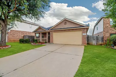 8141 Plateau Drive, Fort Worth, TX 76120 - Photo 2