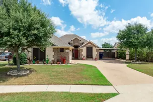 219 Oak Meadow Trail, Waco, TX 76657 - Photo 2