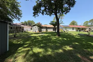 705 Vine St, Euless, TX 76040 - Photo 22