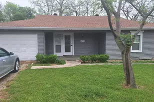 705 Vine St, Euless, TX 76040 - Photo 1