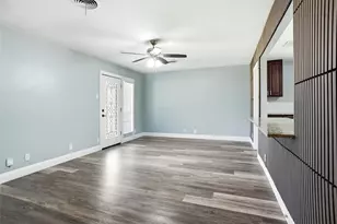 705 Vine St, Euless, TX 76040 - Photo 2