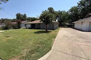 705 Vine St, Euless, TX 76040 - Photo 24