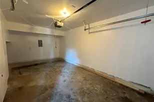 9823 Summerwood Circle, Dallas, TX 75243 - Photo 26