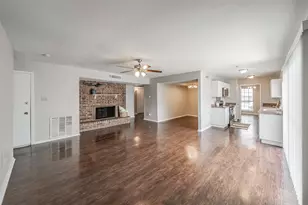 720 Nora Ln, DeSoto, TX 75115 - Photo 14
