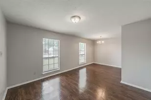 720 Nora Ln, DeSoto, TX 75115 - Photo 4