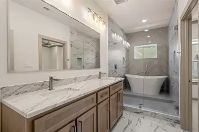 2729 Azalea Park Circle, Fort Worth, TX 76107 - Photo 20