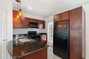 4723B Bradford Dr, Dallas, TX 75219 - Photo 12