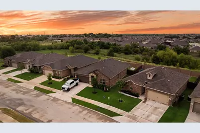 516 Drowsy Water Trail, Fort Worth, TX 76131 - Photo 6