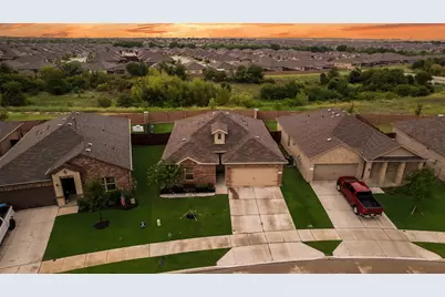 516 Drowsy Water Trail, Fort Worth, TX 76131 - Photo 4