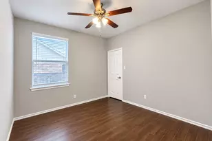 10973 Hawks Landing Rd, Fort Worth, TX 76052 - Photo 10