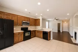 10973 Hawks Landing Rd, Fort Worth, TX 76052 - Photo 8