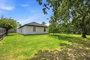 416 Scott Ln, Pilot Point, TX 76258 - Photo 18