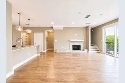 1320 May Street #200, Fort Worth, TX 76104 - Photo 4